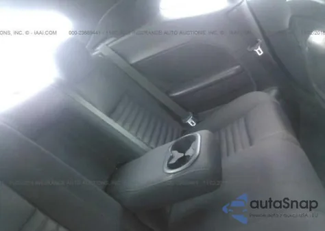 2014 Dodge Challenger Sxt z USA, uszkodzony, nr VIN 2C3CDYAG6EH149645